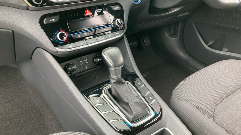 Hyundai IONIQ 1.6 GDi Hybrid Premium 5dr DCT Hybrid Hatchback